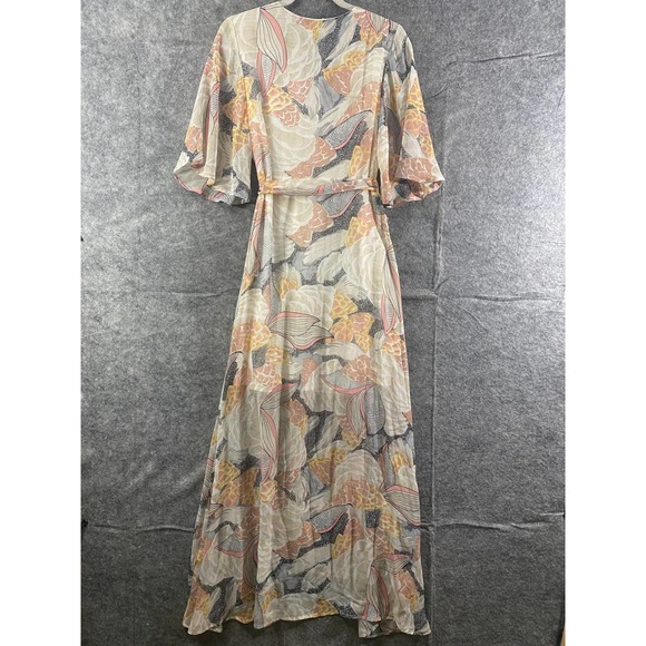 Molly Bracken Maxi Dress Medium Pink Lotus Floral Print Wrap Short Sleeve NWT - Picture 3 of 13